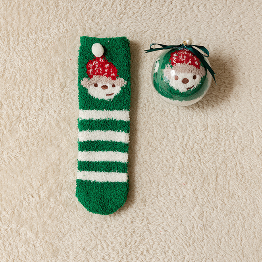 [Christmas Special] [Adult] Green Strip Pattern Socks